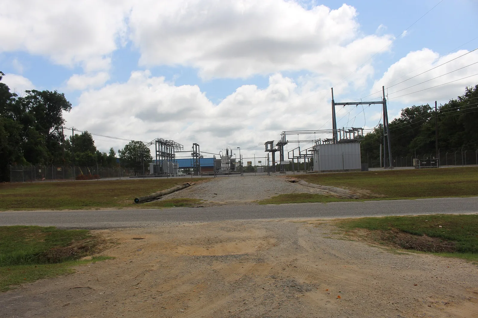 A Georgia Power substation on Madison Heights Drive in Valdosta, Georgia. The picture does not show the Alpharetta site.